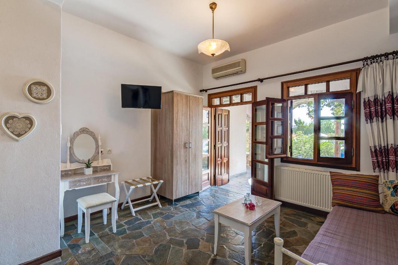 Samaria Studios Khóra Sfakíon Esterno foto