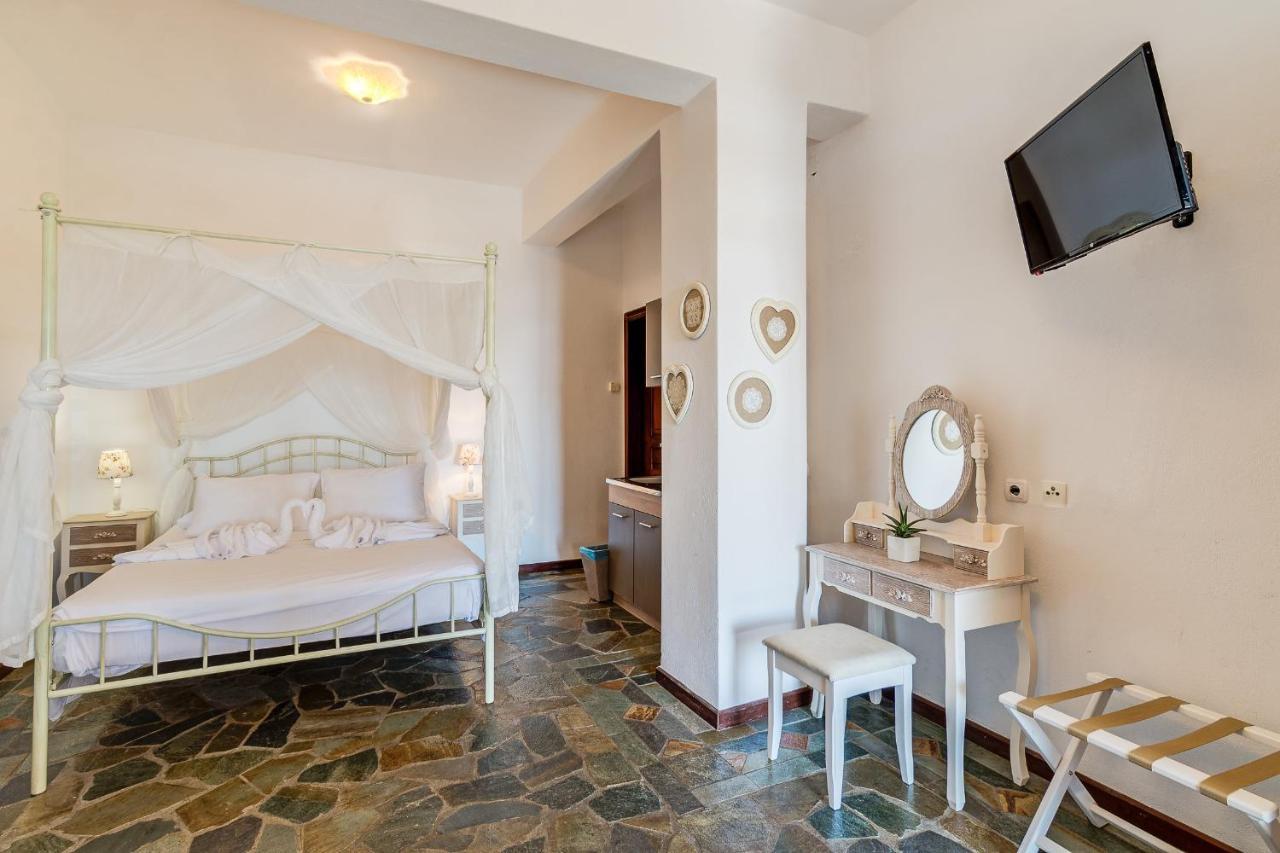 Samaria Studios Khóra Sfakíon Esterno foto